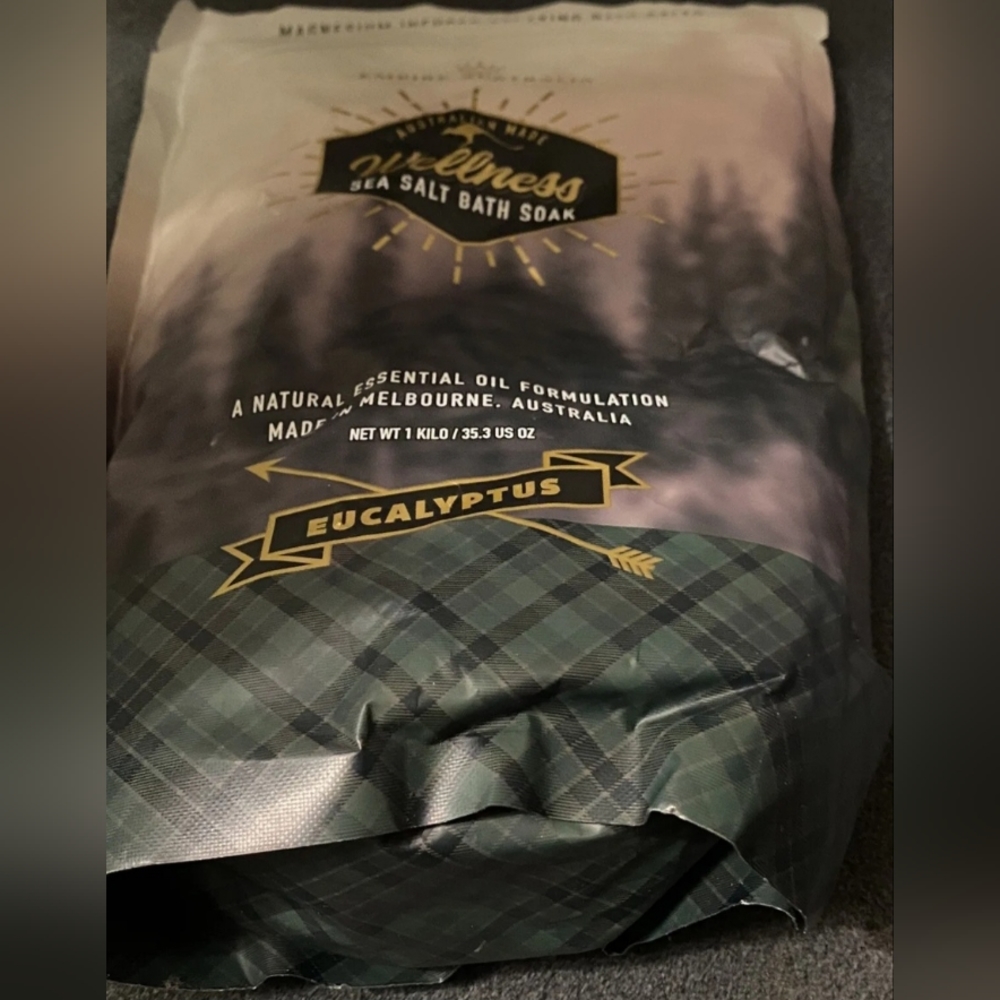 Empire Australia MAGNESIUM INFUSED Eucalyptus Wellness Bath Salts 36.3 Oz